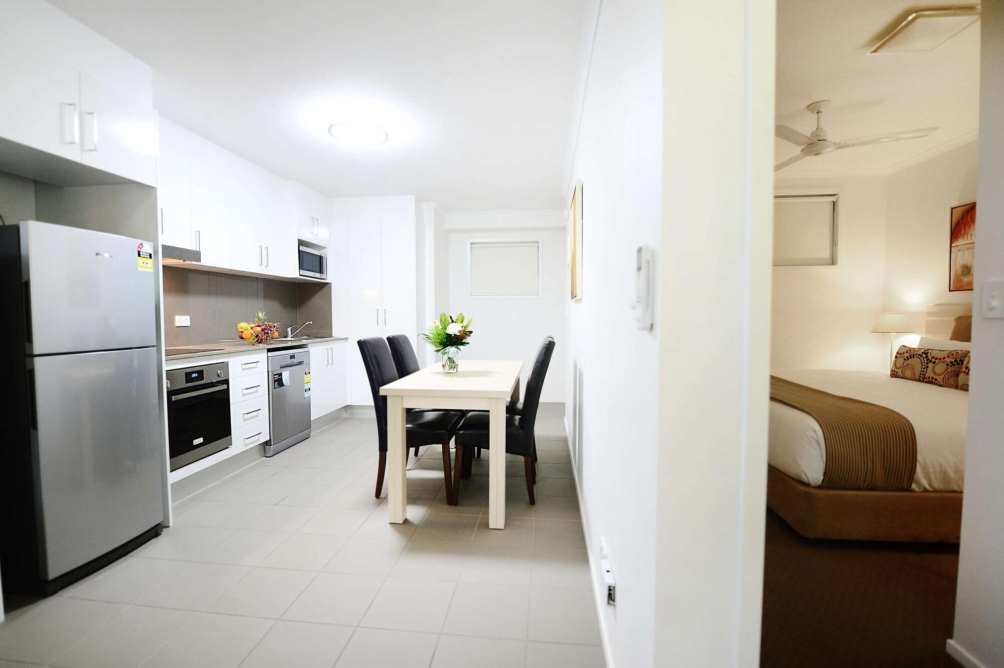 Oaks Moranbah Suites מראה חיצוני תמונה