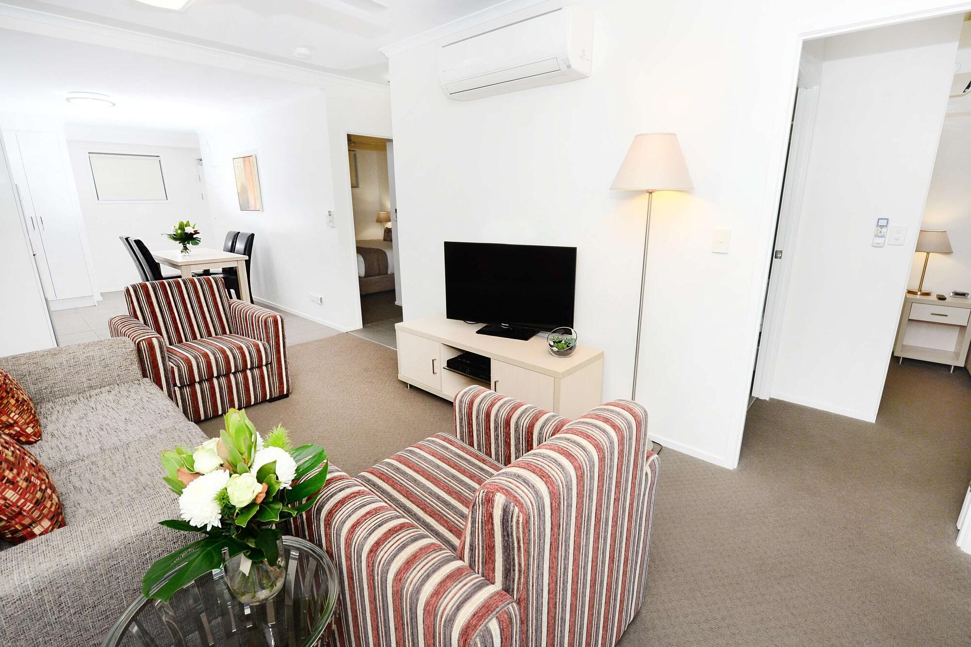 Oaks Moranbah Suites מראה חיצוני תמונה