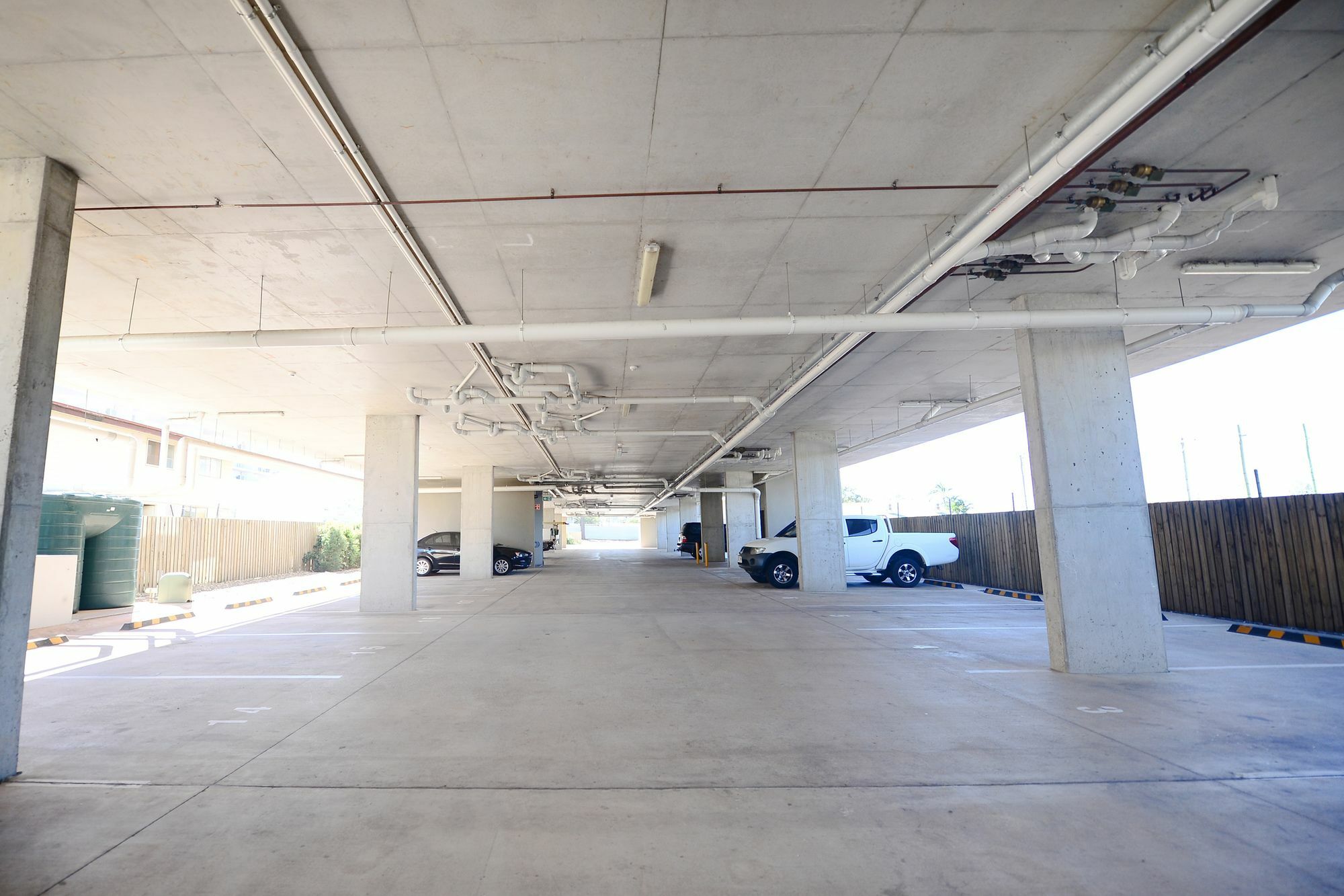 Oaks Moranbah Suites מראה חיצוני תמונה