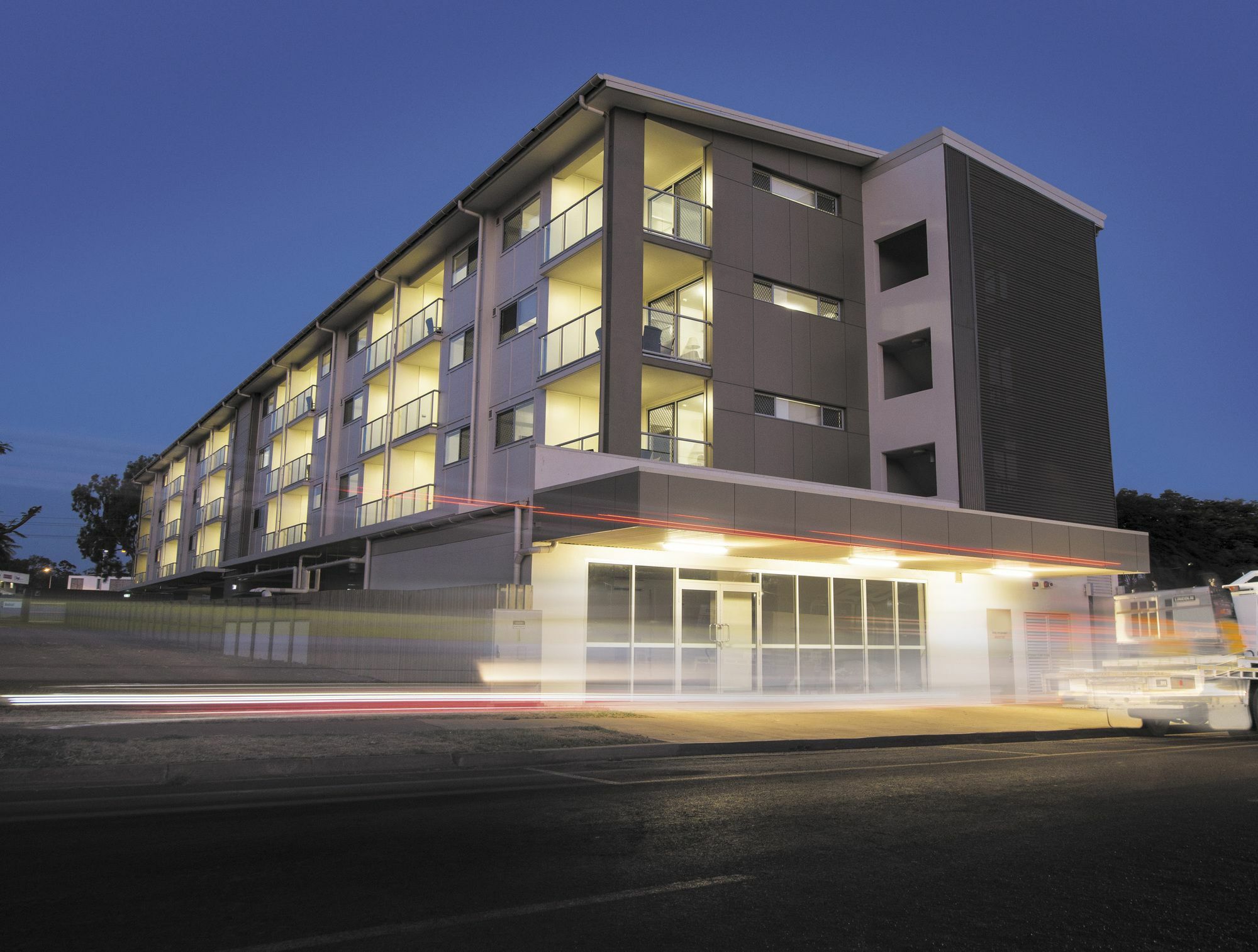 Oaks Moranbah Suites מראה חיצוני תמונה